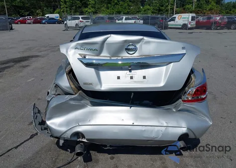 2015 Nissan Altima 2.5 S z USA, uszkodzony, nr VIN 1N4AL3AP9FN304289